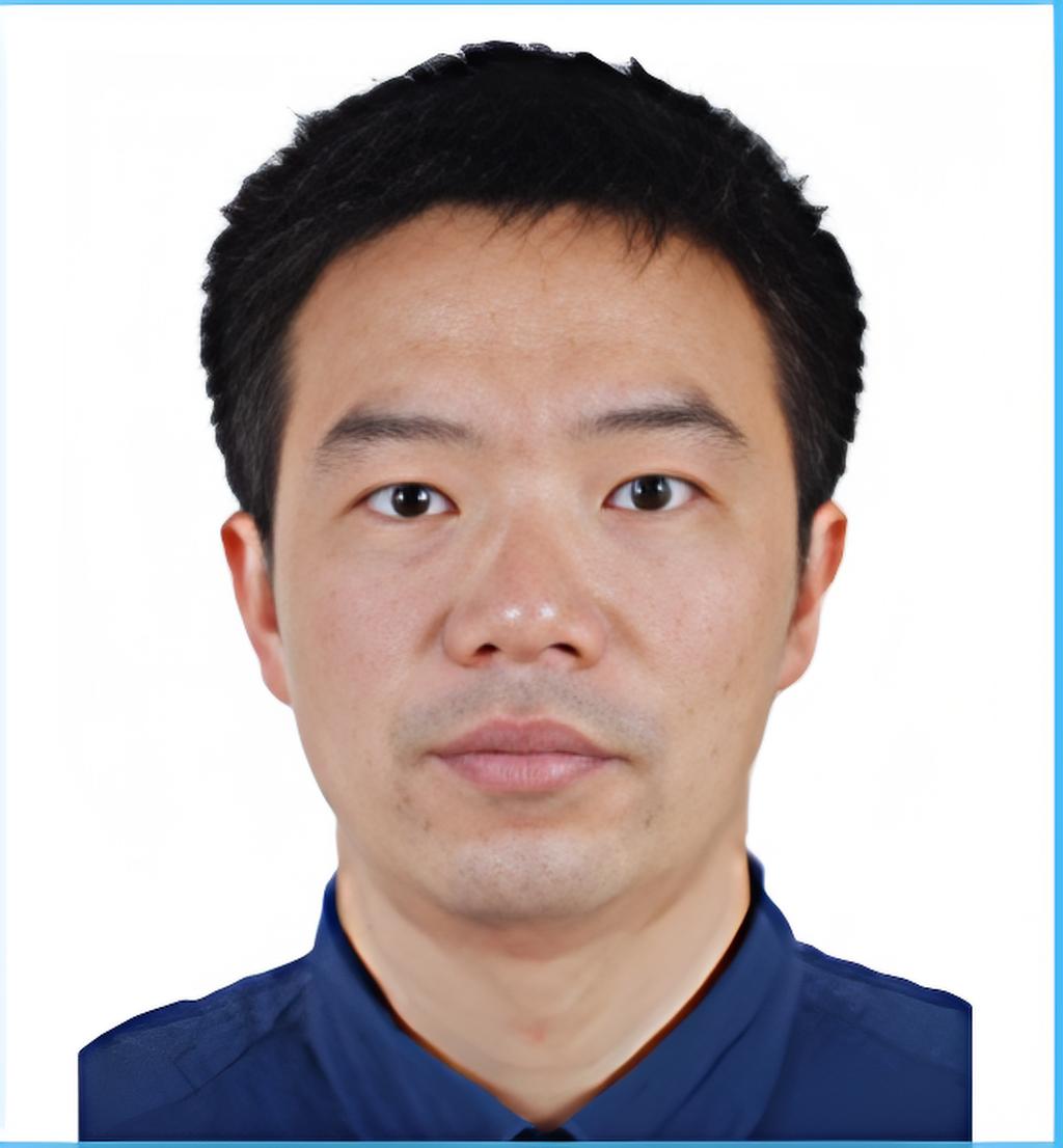 譚明